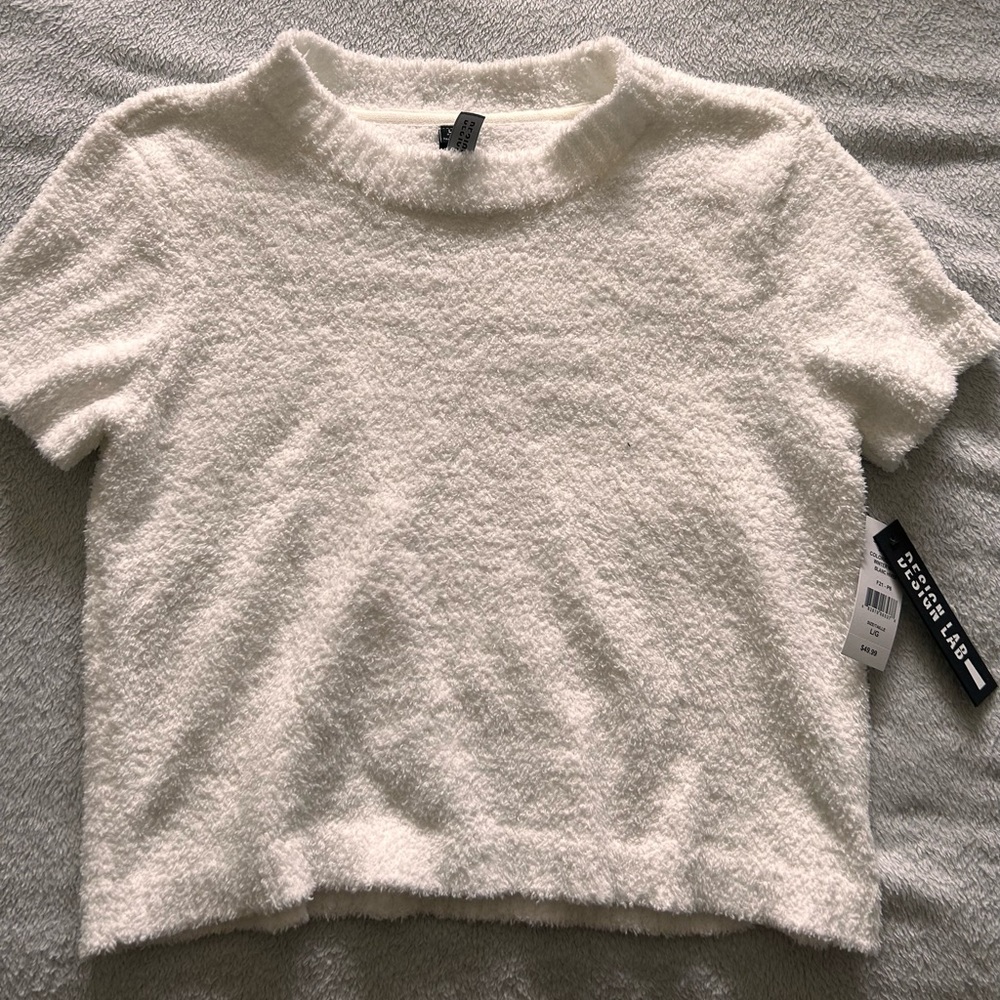 Fuzzy tee
